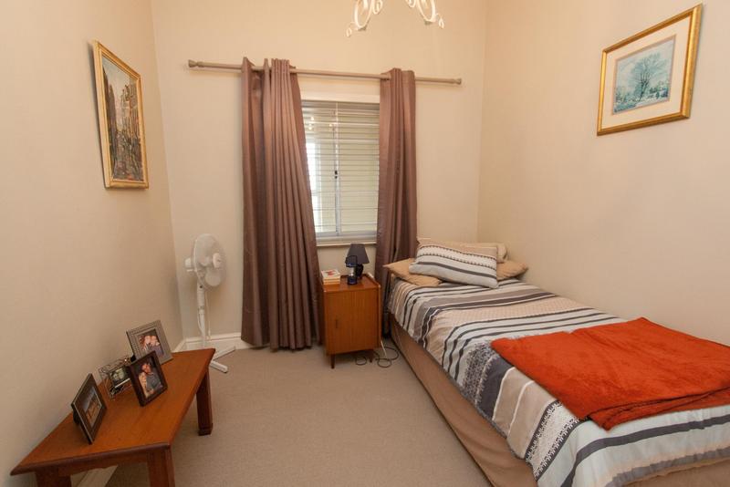 To Let 2 Bedroom Property for Rent in Sonstraal Western Cape